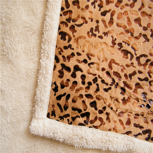 Super Soft With Gold Stamp Composite Blanket
